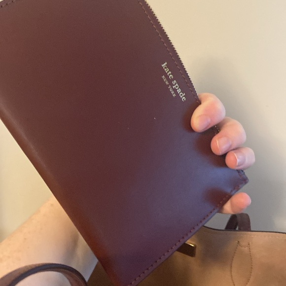 Kate Spade Pink and Brown Signature Design Floral Tote Bag! - Picture 5 of 7